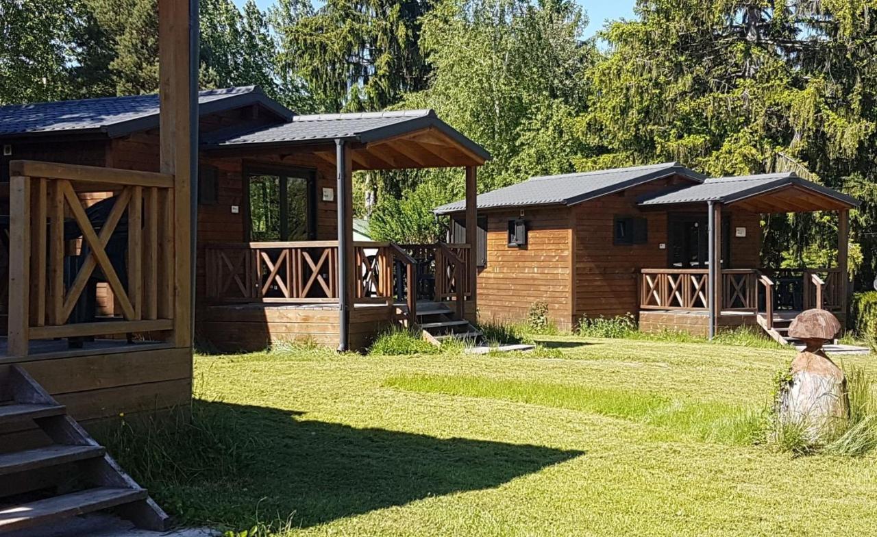 Отель Camping Au Pays De Hanau Доссенхайм-сюр-Цинзель Экстерьер фото